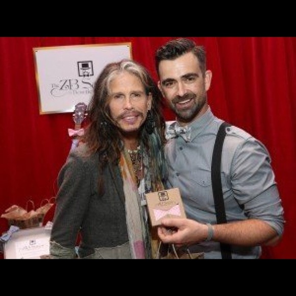 ZB Savoy Gray Victorian Garden Floral Bow Tie - Picture 6 of 8